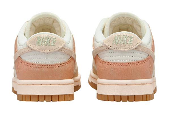 NIKE DUNK LOW SE AUSTRALIA WOMENS