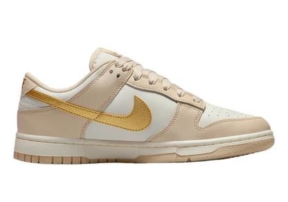 NIKE DUNK LOW ESS TREND GOLD SWOOSH WOMENS