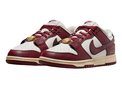 NIKE DUNK LOW SE SISTERWOOD SAIL TEAM RED WOMENS