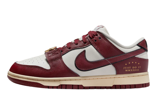 NIKE DUNK LOW SE SISTERWOOD SAIL TEAM RED WOMENS